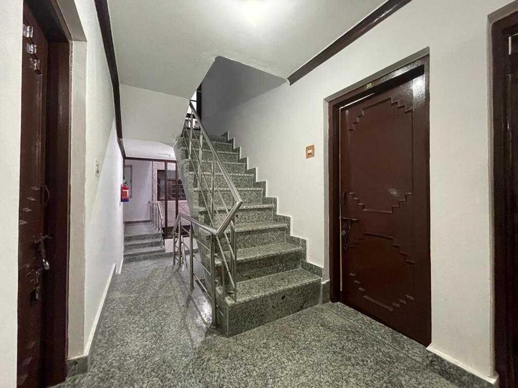 Hotel O Desire Guest House Срінагар Екстер'єр фото