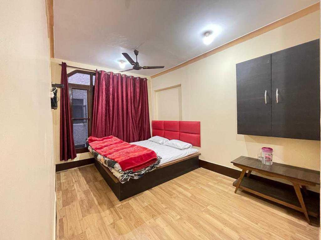 Hotel O Desire Guest House Срінагар Екстер'єр фото